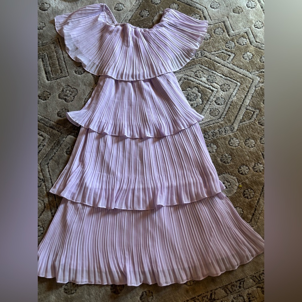 Lulu's Lavender Pleated Dress